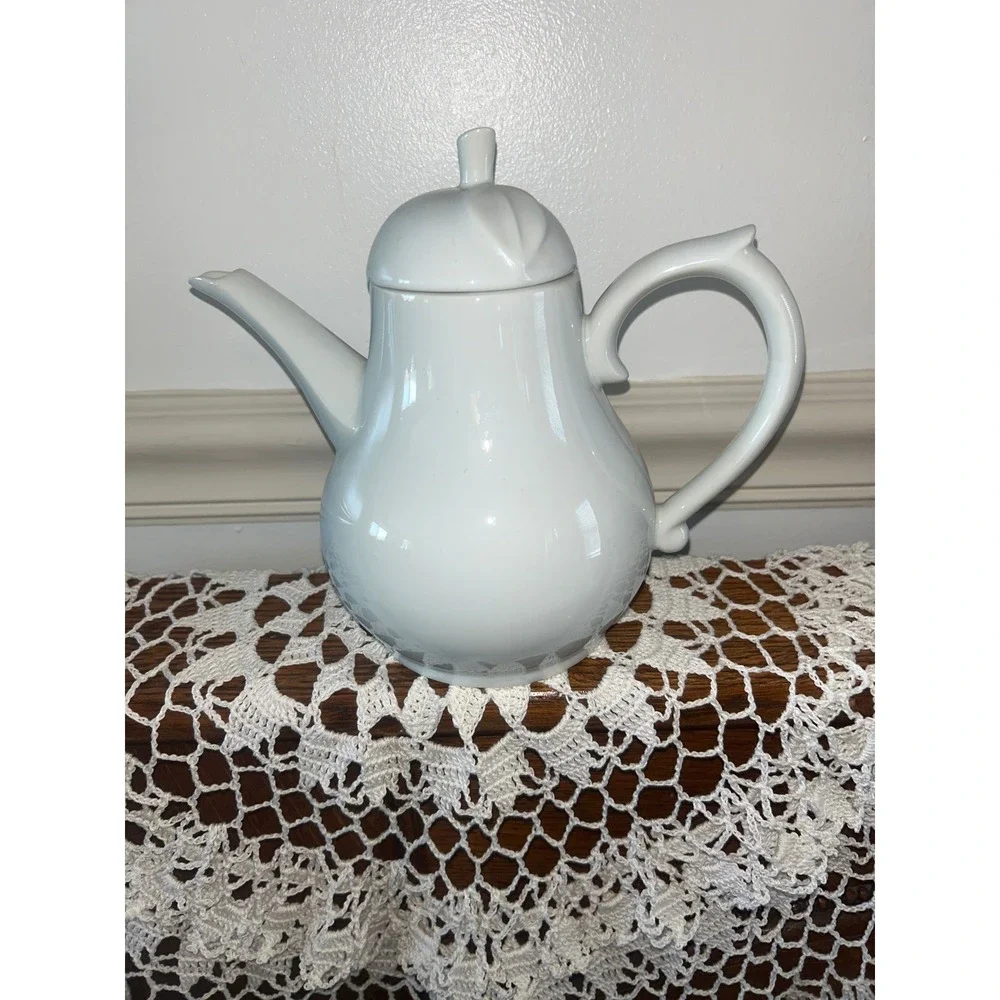 Avon White Porcelain Teapot Coffee Server Pear Shape Leaf Lid Minimalist Decor